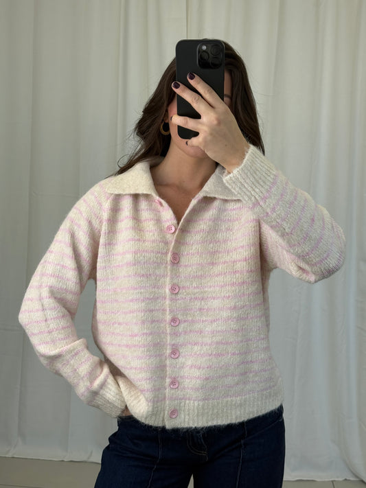 Strickjacke mit Kragen