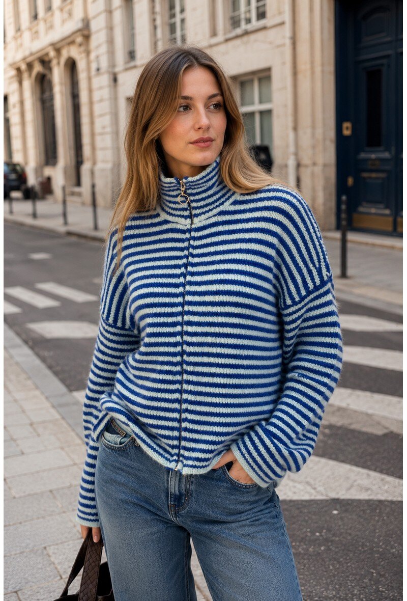 Zip-Strickjacke Juna in Blau gestreift – Vorderansicht