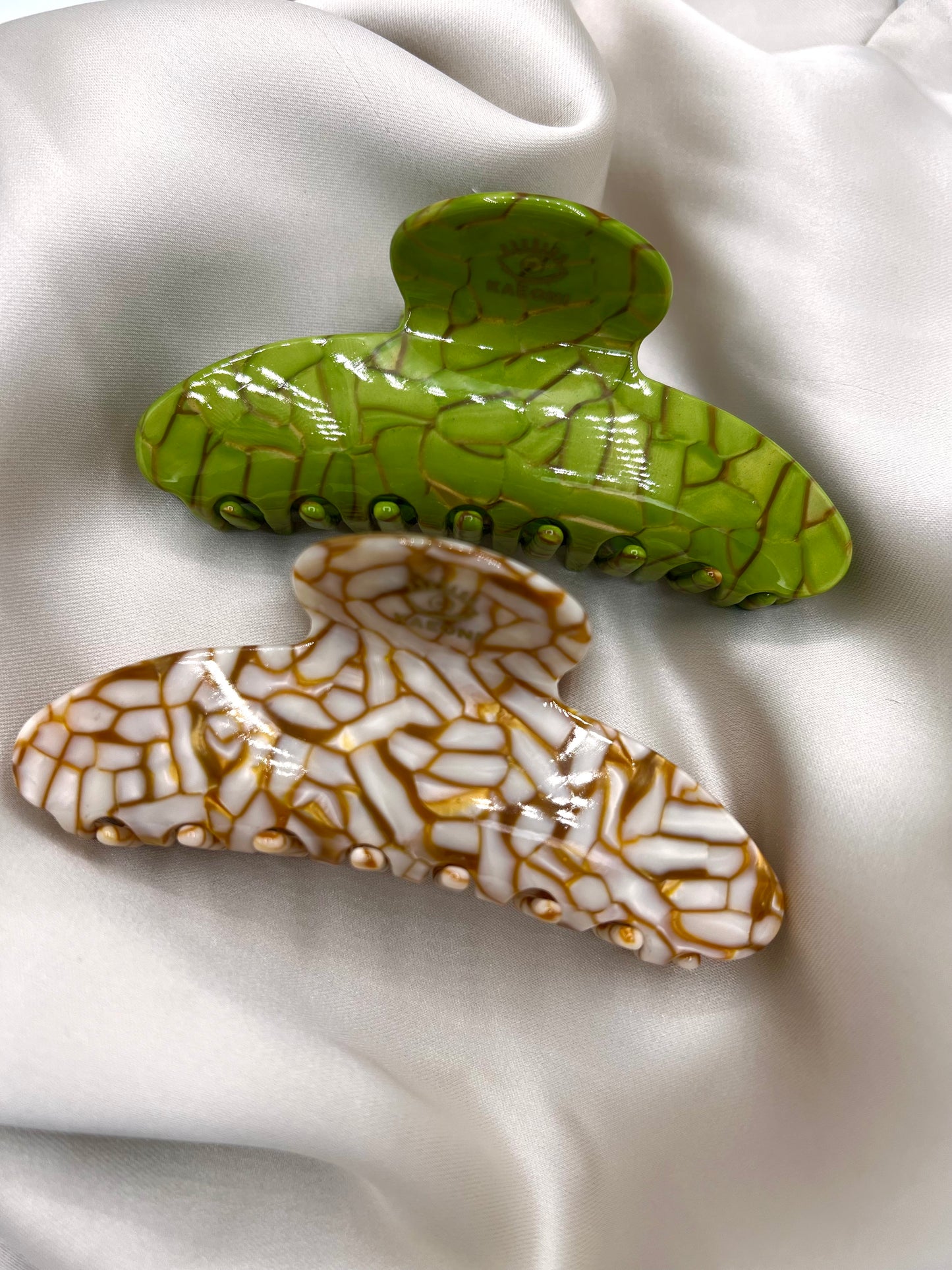 Kaeoni Butterfly Spange Mosaik
