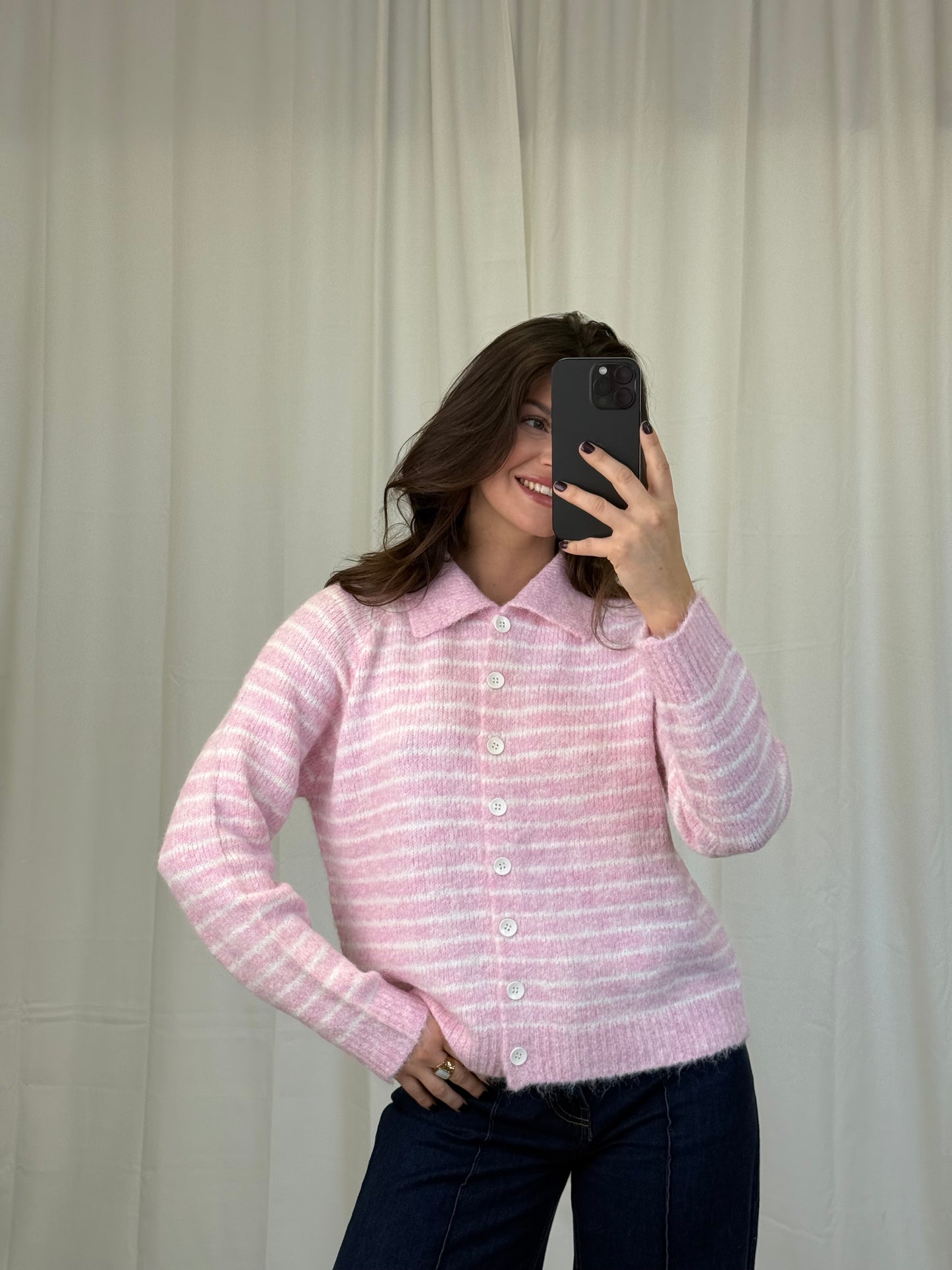 Strickjacke mit Kragen