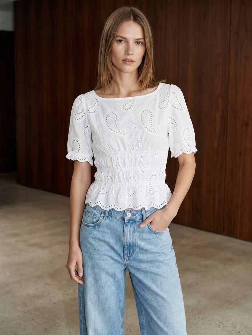 Lochspitzen Bluse Alma